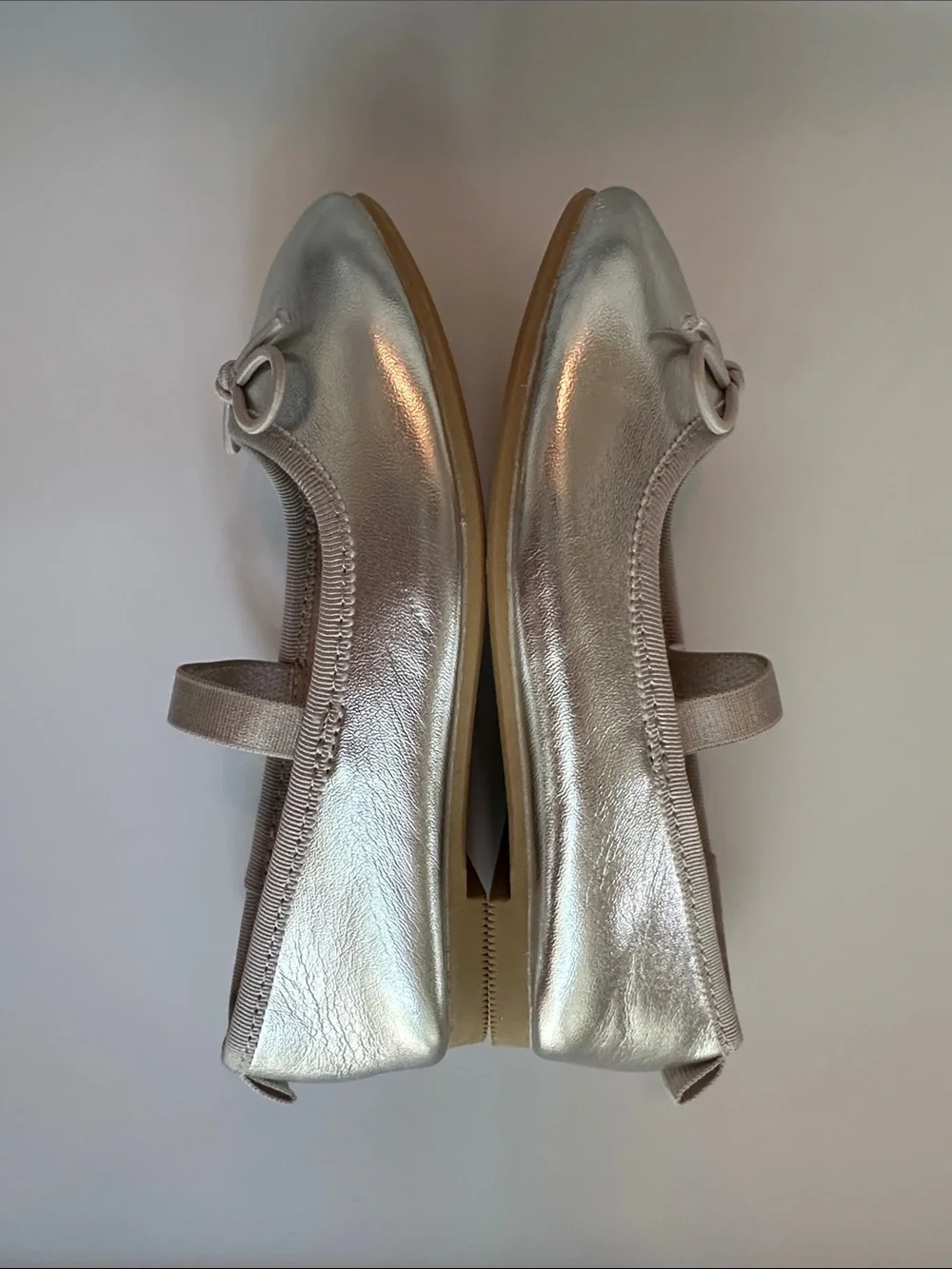 Cat & Jack Girls' Metallic Silver Ballet Flats with Bow - Size 9